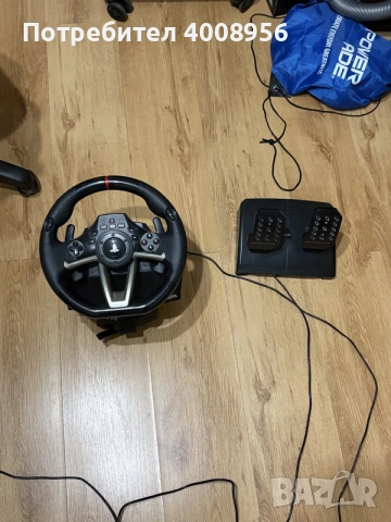 Продавам волан HORI Racing Wheel Apex