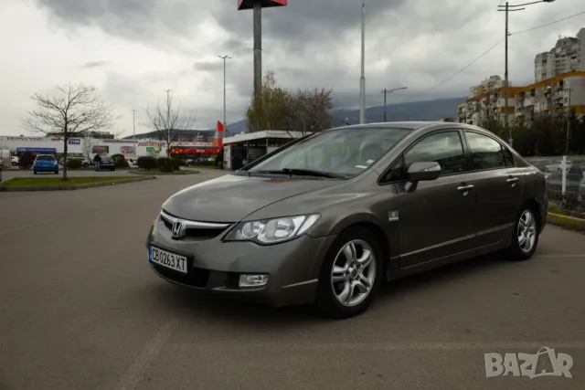 Honda Civic 1.3 IMA Hybrid, снимка 4 - Автомобили и джипове - 56685399
