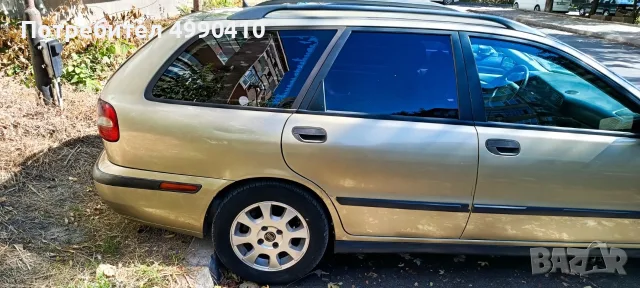 Volvo v40 дизел, снимка 6 - Автомобили и джипове - 56652191