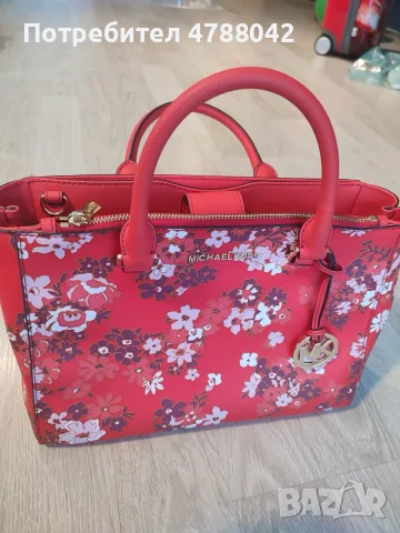 дамска чанта Michael kors 