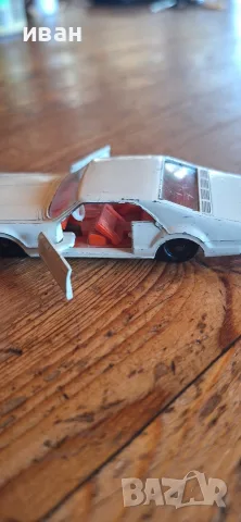 Моделче Siku Oldsmobile-Tornado , снимка 7 - Колекции - 56636530