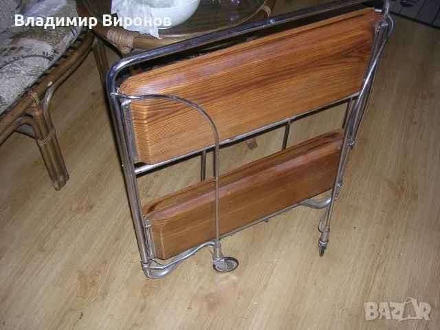Ъгъваема сервизна масичка на колела СССР, снимка 3 - Маси - 56734804