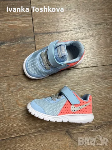 Детски маратонки Nike, 21 номер, снимка 2 - Детски маратонки - 56641863