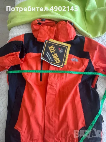 Продавам яке The north face , снимка 3 - Детски якета и елеци - 56555916
