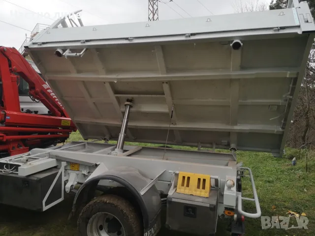 Тристранен самосвал с кран до 3,5 тона, снимка 7 - Камиони - 56615157