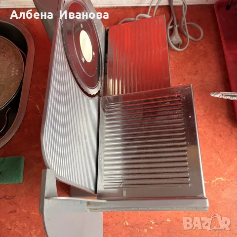 машина за рязане на колбаси , снимка 2 - Аксесоари за кухня - 56712381