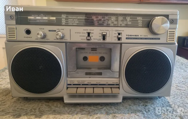Японски Стерео касетофон TOSHIBA RT-100S