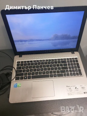 лаптоп Acer R540L, снимка 3 - Лаптопи за работа - 56722068