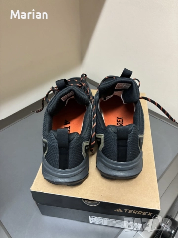 спортни обувки ADIDAS , снимка 6 - Спортни обувки - 56604921