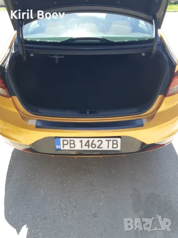 Хюндай Елантра Value Edition-2020 г., снимка 7 - Автомобили и джипове - 56682240