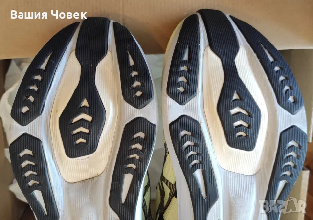 ASICS Novablast 6 номер 44 , снимка 6 - Маратонки - 56632991