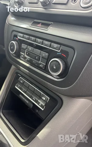 VW Sharan 2.0TDI Highline
, снимка 11 - Автомобили и джипове - 56556784