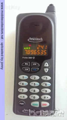 Motorola 300 – мобифон