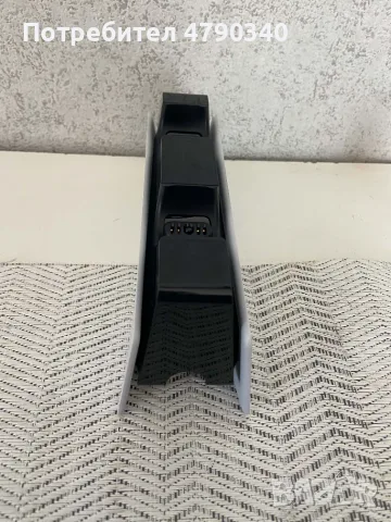 Зарядно За Два Контролера DualSense Charging Station, снимка 2 - Аксесоари - 56569975