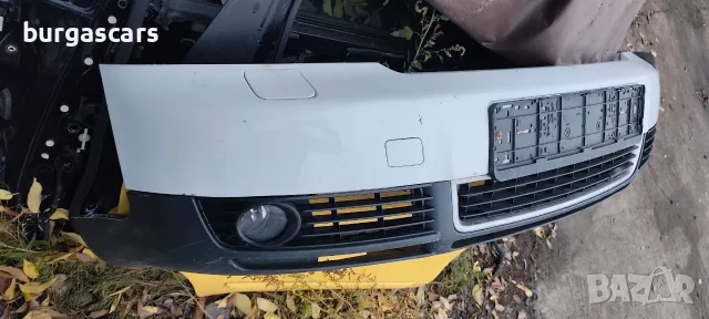 Предна броня с пръскалки Audi A4 B6, снимка 3 - Части - 56746052