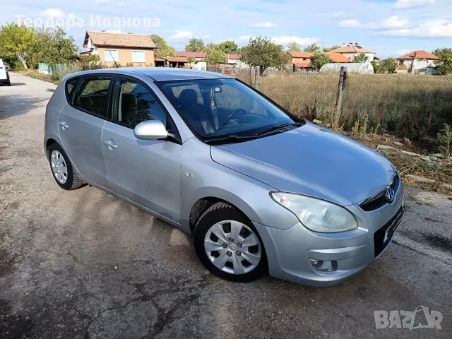 Hyundai i 30 1.6 CRDI, снимка 4 - Автомобили и джипове - 56592728
