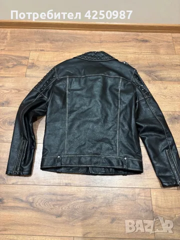 Мъжко кожено яке Bershka, снимка 3 - Якета - 56556199