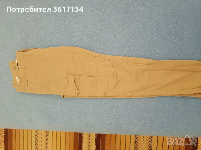 Бежов карго панталон , снимка 4 - Панталони - 56652304