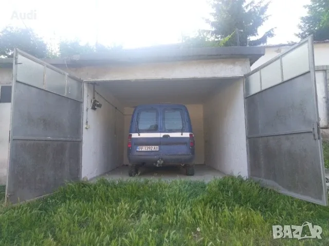 Заменям гараж с ток гр. Разград  бул.Станджа N50 за изоставена къща е с.Островче