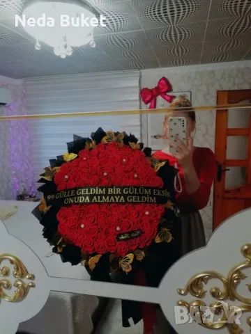 вечен букет от 99 рози с надпис , снимка 2 - Романтични подаръци - 56646881