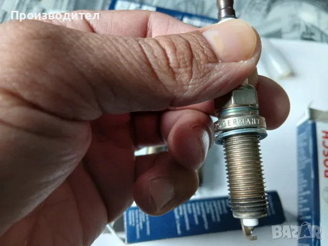 Запалителни свещи – Bosch Iridium , снимка 4 - Части - 56680888