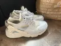 Маратонки найк NIKE AIR HUARACHE, снимка 1