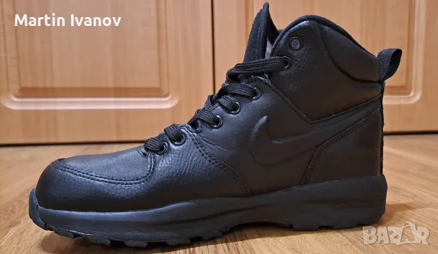 Зимни маратонки/боти Nike, снимка 2 - Маратонки - 56584859