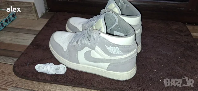 Nike Jordan 1 mid grey, снимка 5 - Маратонки - 56645239