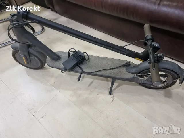 Тротинетка Xiaomi Mi Scooter Essential