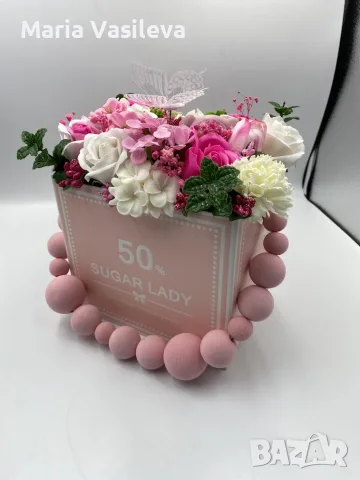 Кутии с цветя от сапун, снимка 5 - Подаръци за жени - 56707981