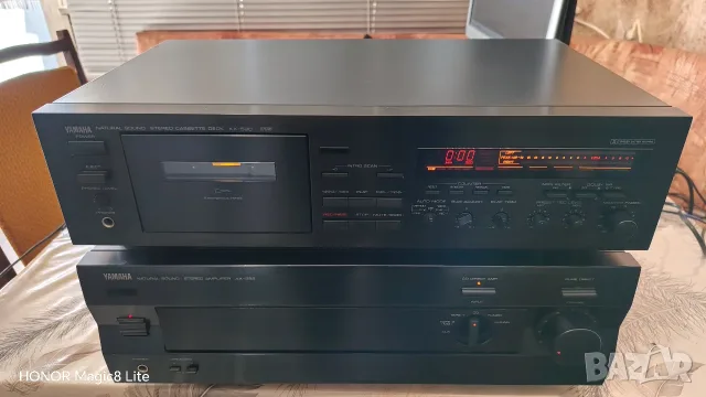 Двуглав касетен дек Yamaha KX-530 в комплект с оригинално дистанционно.