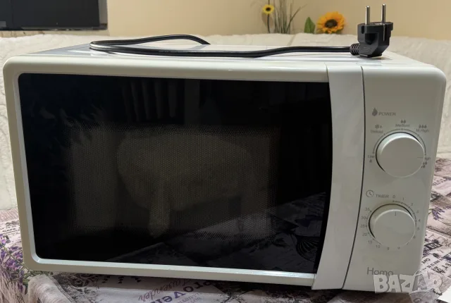 Микровълнова фурна HOMA HMW-7007B, Бял