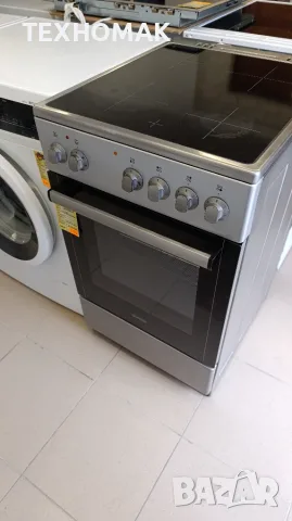 Свободностояща фурна GORENJE с керамичен плот широка 50 см.
