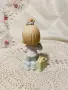 порцеланова статуетка , снимка 4