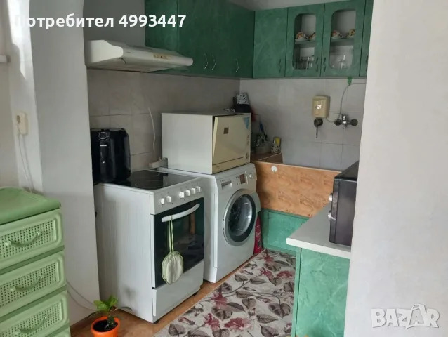 Двуетажна къща в кв. Изгрев, снимка 7 - Къщи - 56712879