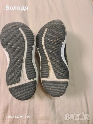 Детски маратонки Nike Downshifter 12, размер 27,5, снимка 9 - Детски маратонки - 56571201