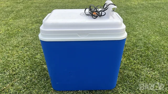 Хладилна чанта 30 L  12V, снимка 2 - Хладилни чанти - 56128844