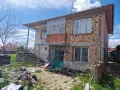 Двуетажна къща с. Васил Левски, снимка 3