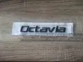 Skoda Octavia черен надпис стар стил, снимка 5