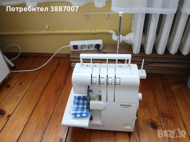 Шевна Машина Singer 14 SH 654, Четириконечен оверлог, Работа с 4 бр. конци, 38 x 32,5 x 32 cm, Бял