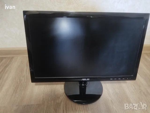 продавам монитор ASUS