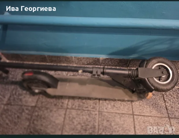 Тротинетка със зарядно, снимка 2 - Скейтборд, ховърборд, уейвборд - 56718433
