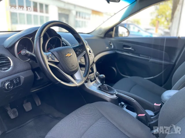 Шевролет Круз 1.8 Газ/Бензин, снимка 6 - Автомобили и джипове - 56716622