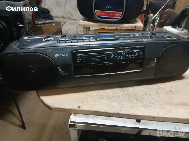 sony cfs-w303L двукасетачен радио/касетофон