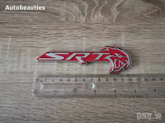 SRT Hellcat сребристо с червено емблема дясна, снимка 2 - Аксесоари и консумативи - 56581121