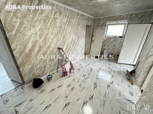 Разград / Къща с двор , снимка 8 - Къщи - 56578222