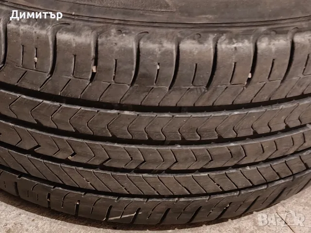 Goodyear всесезонни 235 40 18, снимка 2 - Гуми и джанти - 56708098