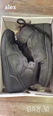 Jordan 1 retro mid black 