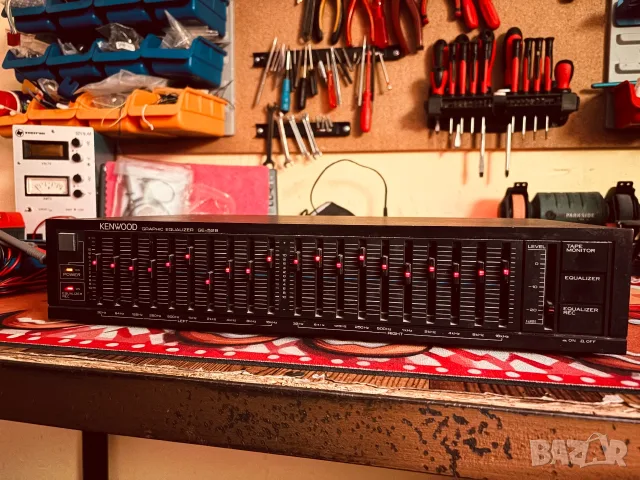 Графичен еквалайзер Kenwood GE-52B