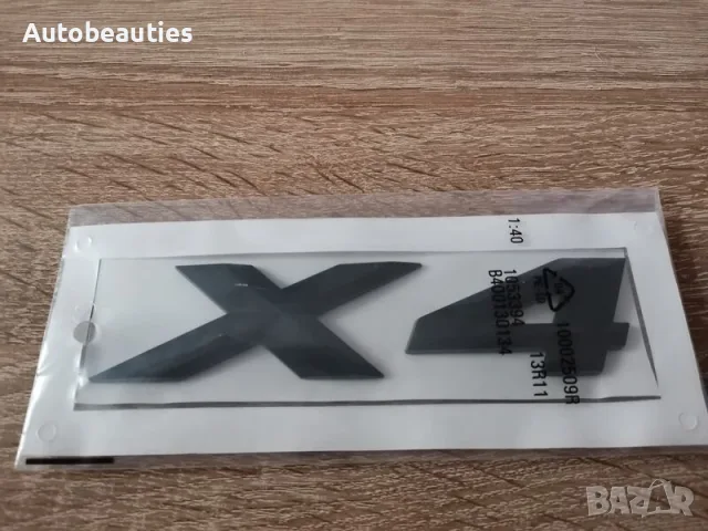 черна емблема BMW X4